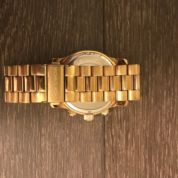Michael Kors Gold Watch - Picture 2 of 3